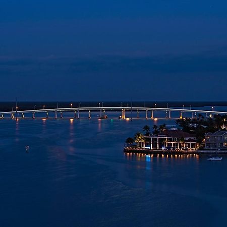 Elevated 955 - Spacious Family Riverfront Home 4 Bedrooms Marco Island Exterior photo