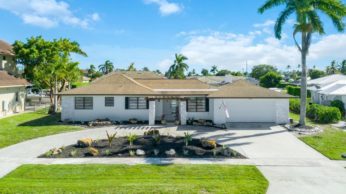 Elevated 955 - Spacious Family Riverfront Home 4 Bedrooms Marco Island Exterior photo