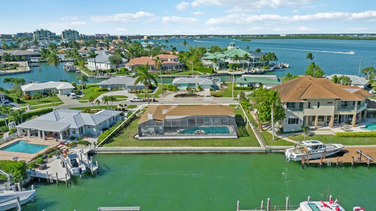 Elevated 955 - Spacious Family Riverfront Home 4 Bedrooms Marco Island Exterior photo
