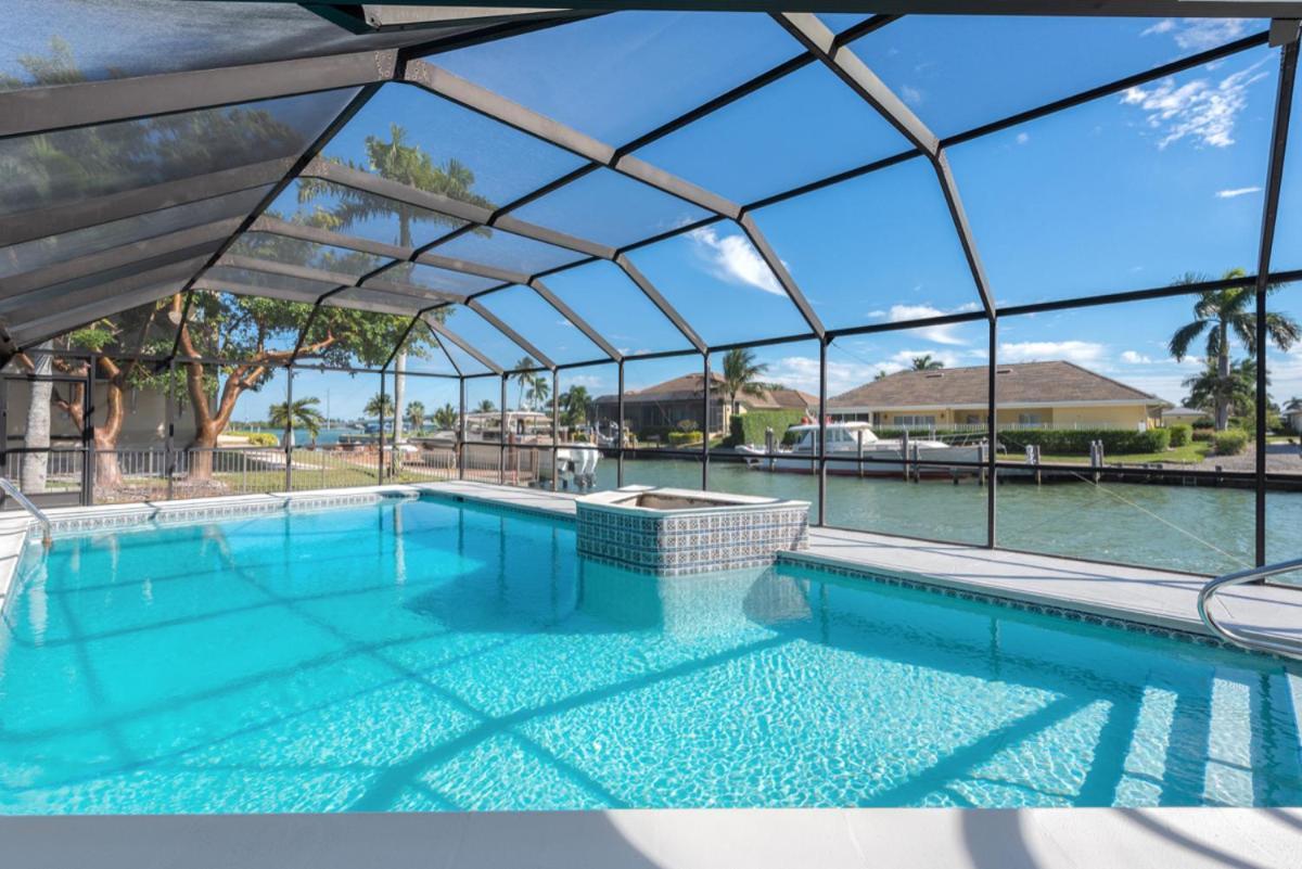 Elevated 955 - Spacious Family Riverfront Home 4 Bedrooms Marco Island Exterior photo