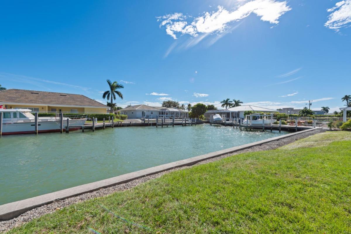Elevated 955 - Spacious Family Riverfront Home 4 Bedrooms Marco Island Exterior photo